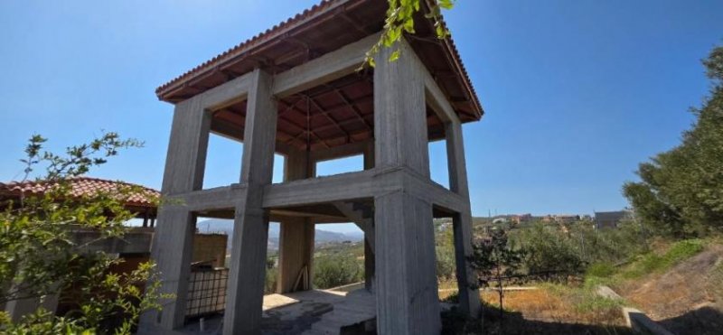 Gournes Kreta, Gournes: Wohn- und Geschäftsimmobilie im Rohbau zu verkaufen Gewerbe kaufen